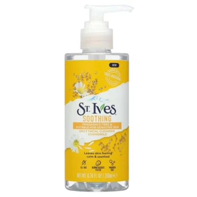 Nettoyant quotidien apaisant pour le visage à la camomille et à l'extrait de thé vert
